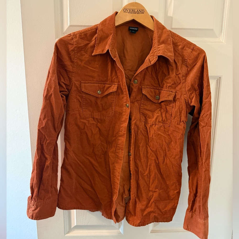 Burnt Orange Patagonia size 4 Women’s Button Down Corduroy Long Sleeve Shirt